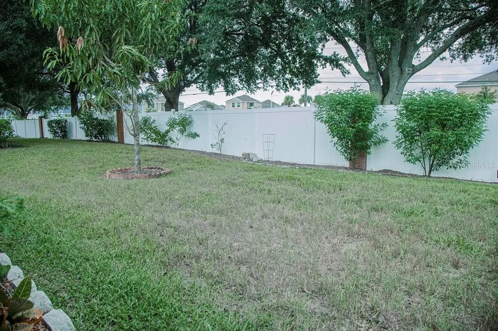 260 Lake Suzanne Drive Lake Wales FL 33859