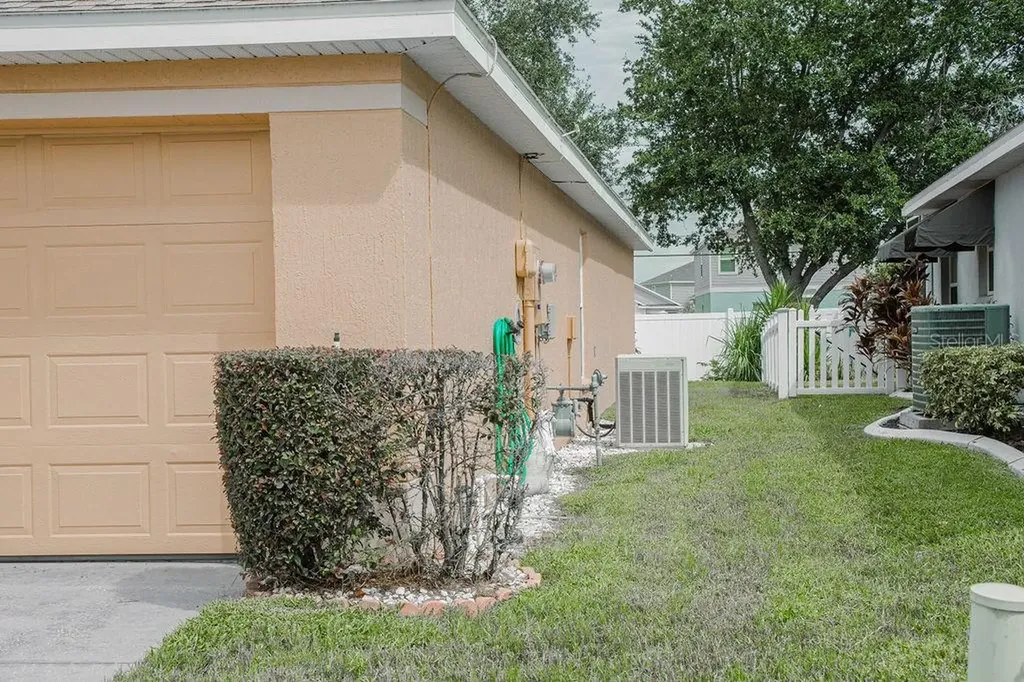 260 Lake Suzanne Drive Lake Wales FL 33859