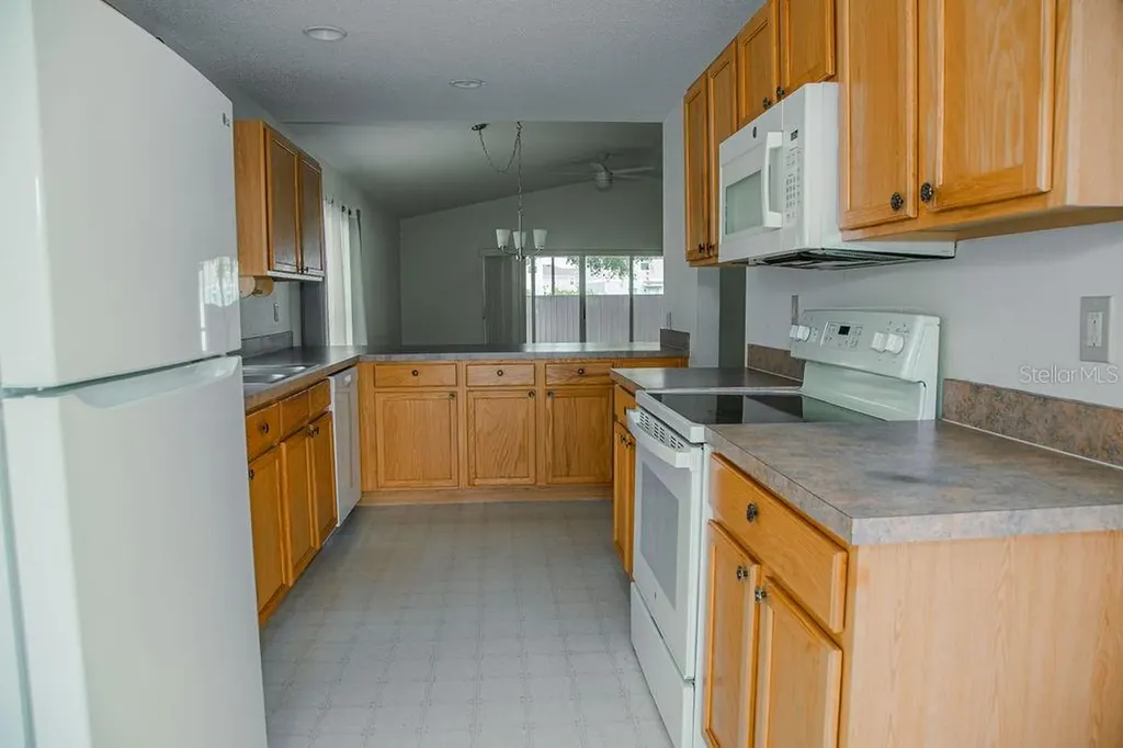 260 Lake Suzanne Drive Lake Wales FL 33859