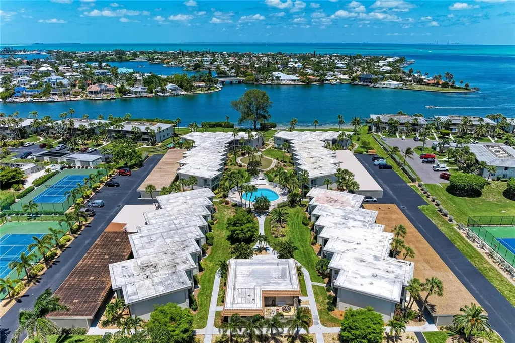 6300 Flotilla Drive Holmes Beach FL 34217