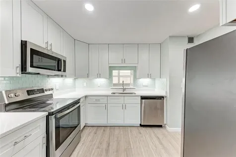 6300 Flotilla Drive Holmes Beach FL 34217
