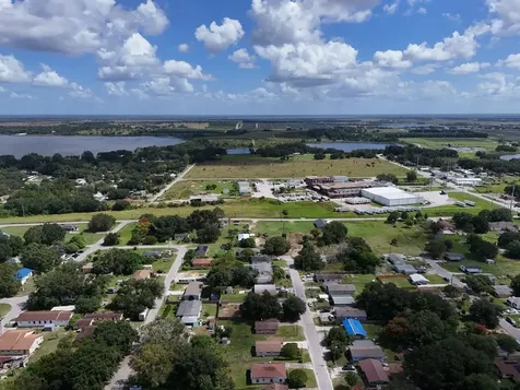 219 Sheila Lane Lake Wales FL 33859