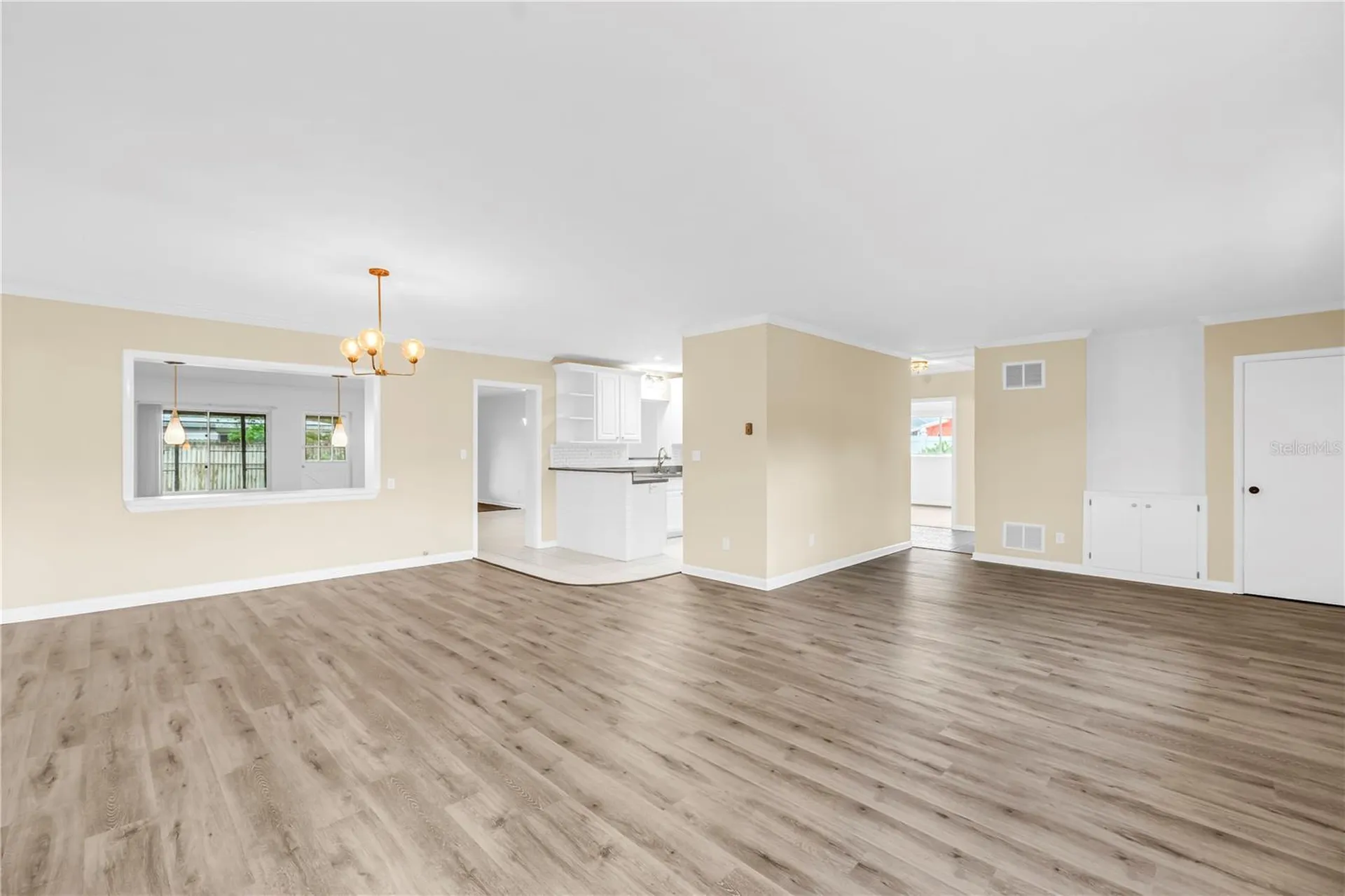 6623 16th Street N St Petersburg FL 33702