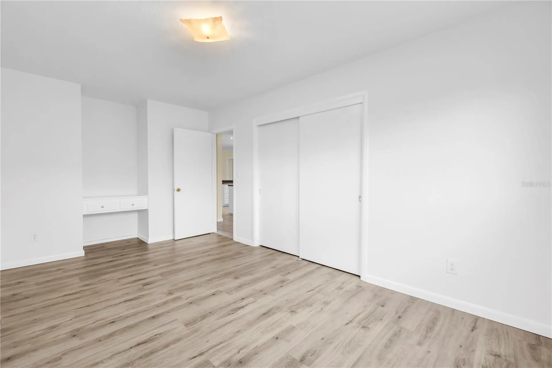 6623 16th Street N St Petersburg FL 33702