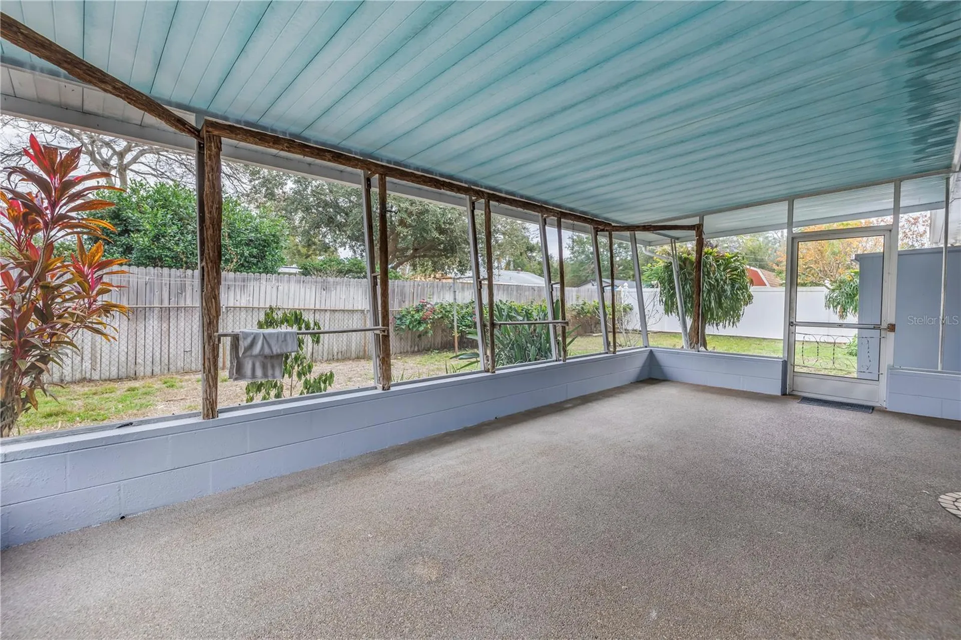 6623 16th Street N St Petersburg FL 33702