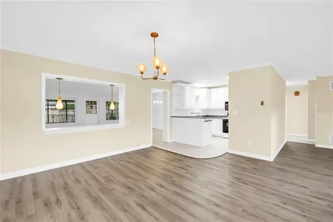 6623 16th Street N St Petersburg FL 33702