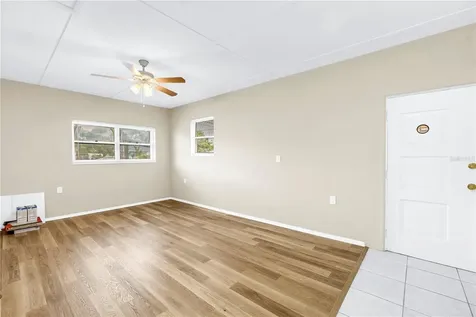 6623 16th Street N St Petersburg FL 33702