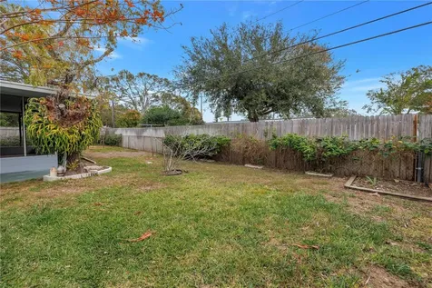 6623 16th Street N St Petersburg FL 33702
