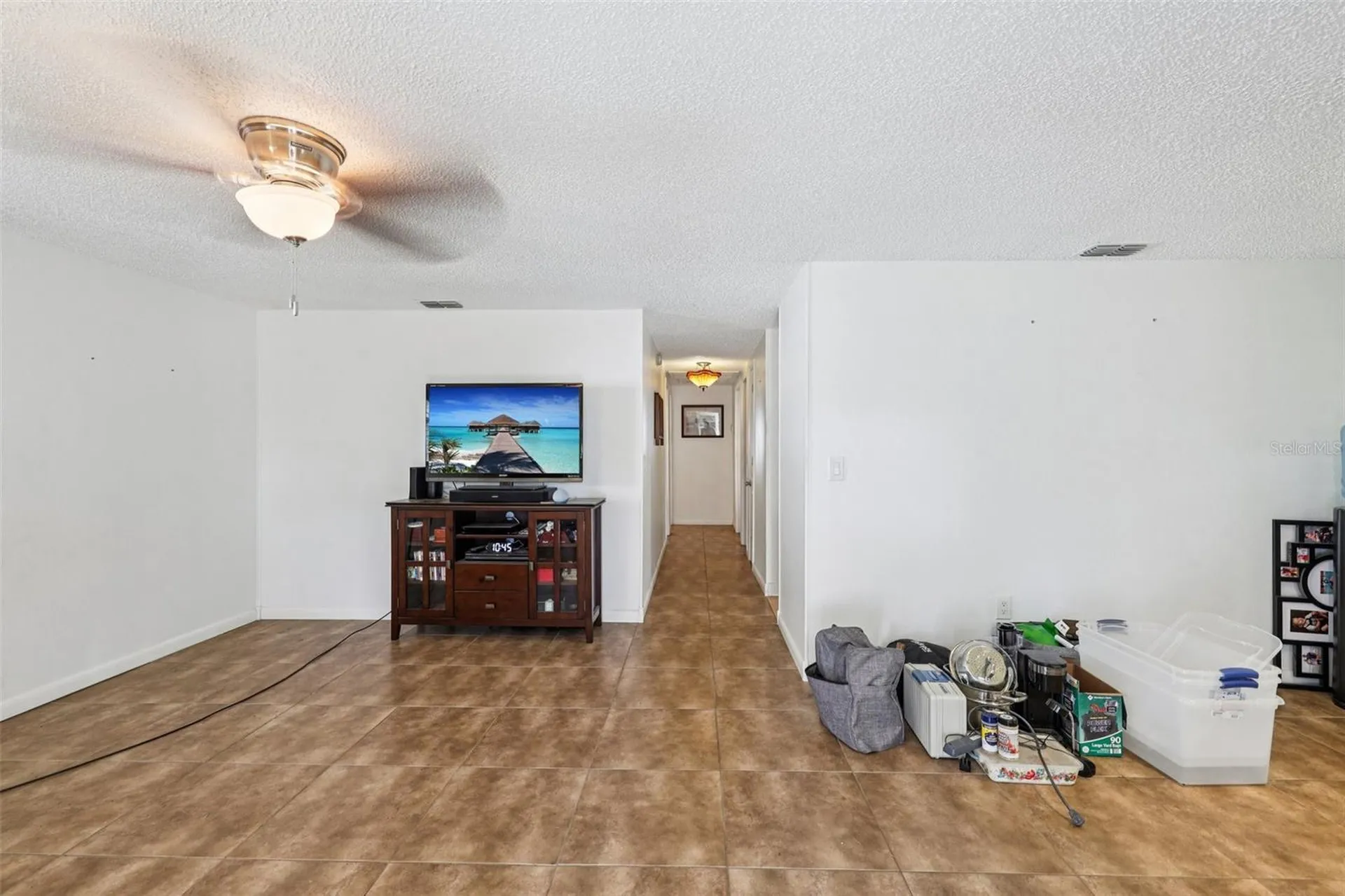 1013 Oakhill Street Seffner FL 33584