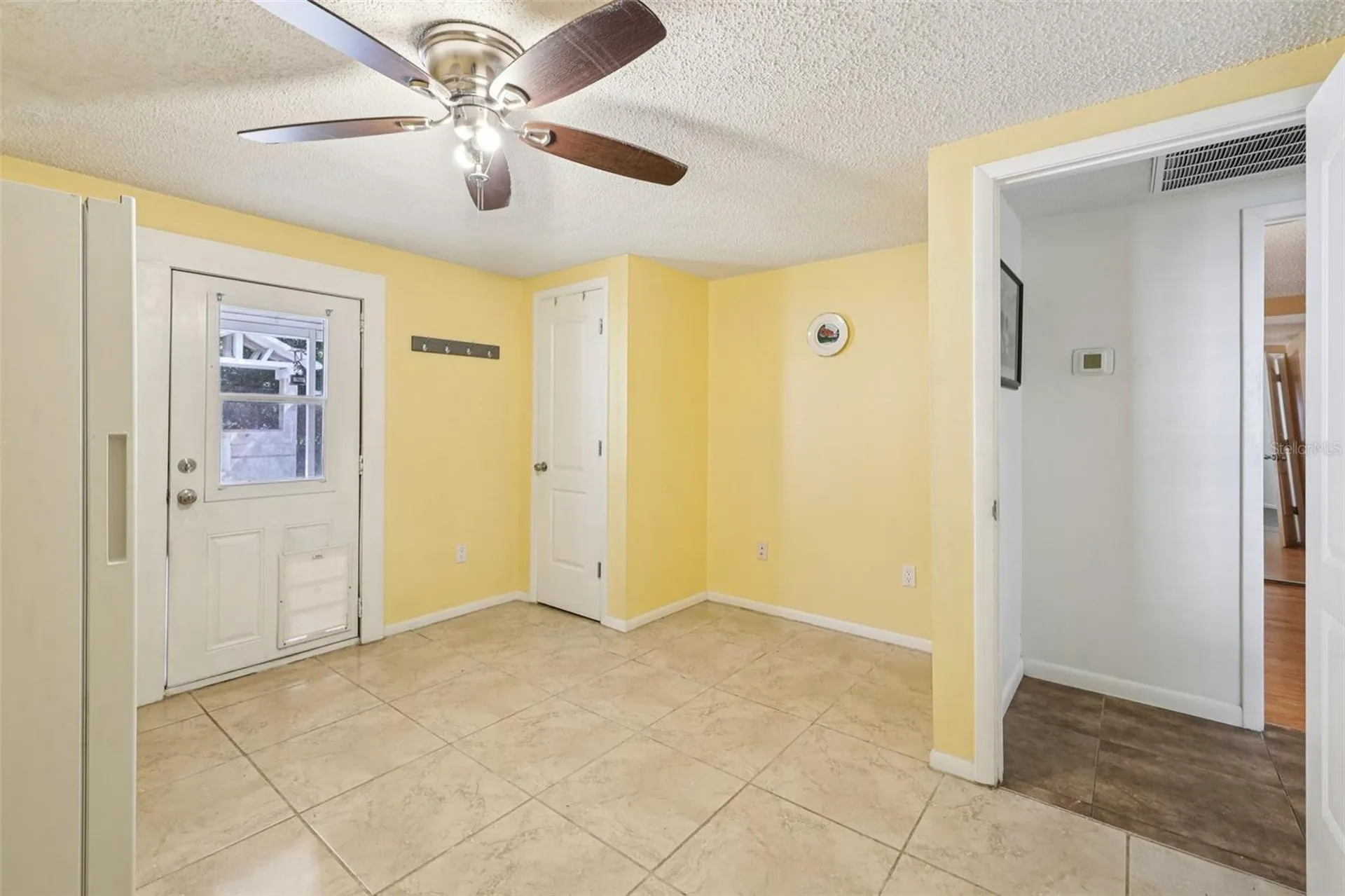 1013 Oakhill Street Seffner FL 33584