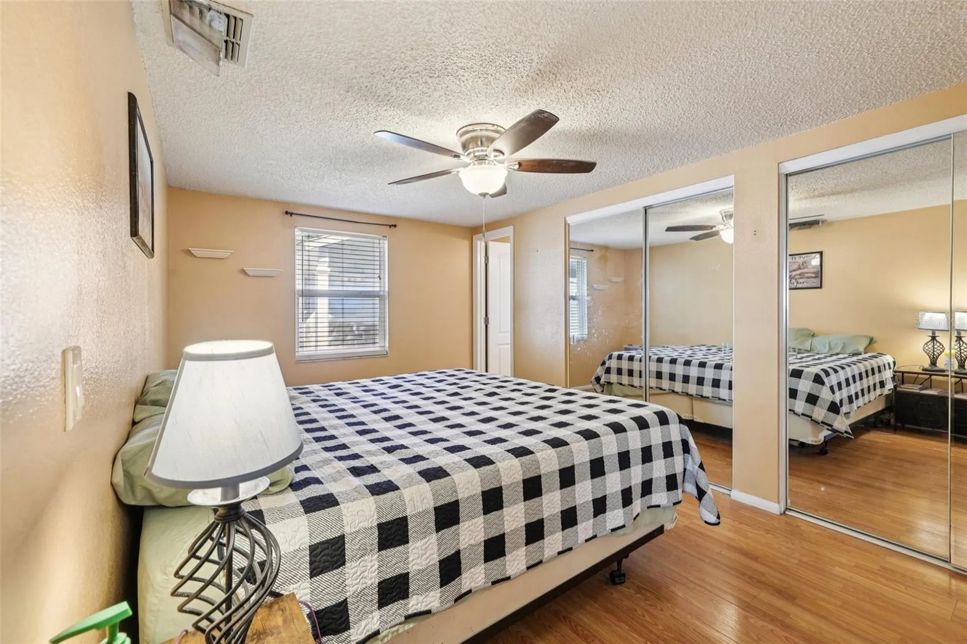 1013 Oakhill Street Seffner FL 33584
