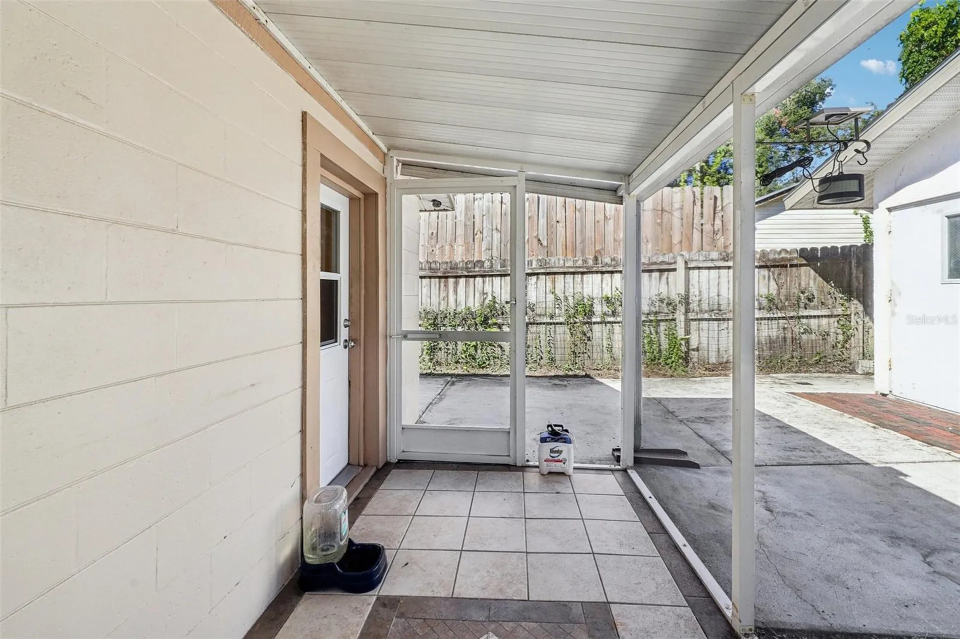 1013 Oakhill Street Seffner FL 33584
