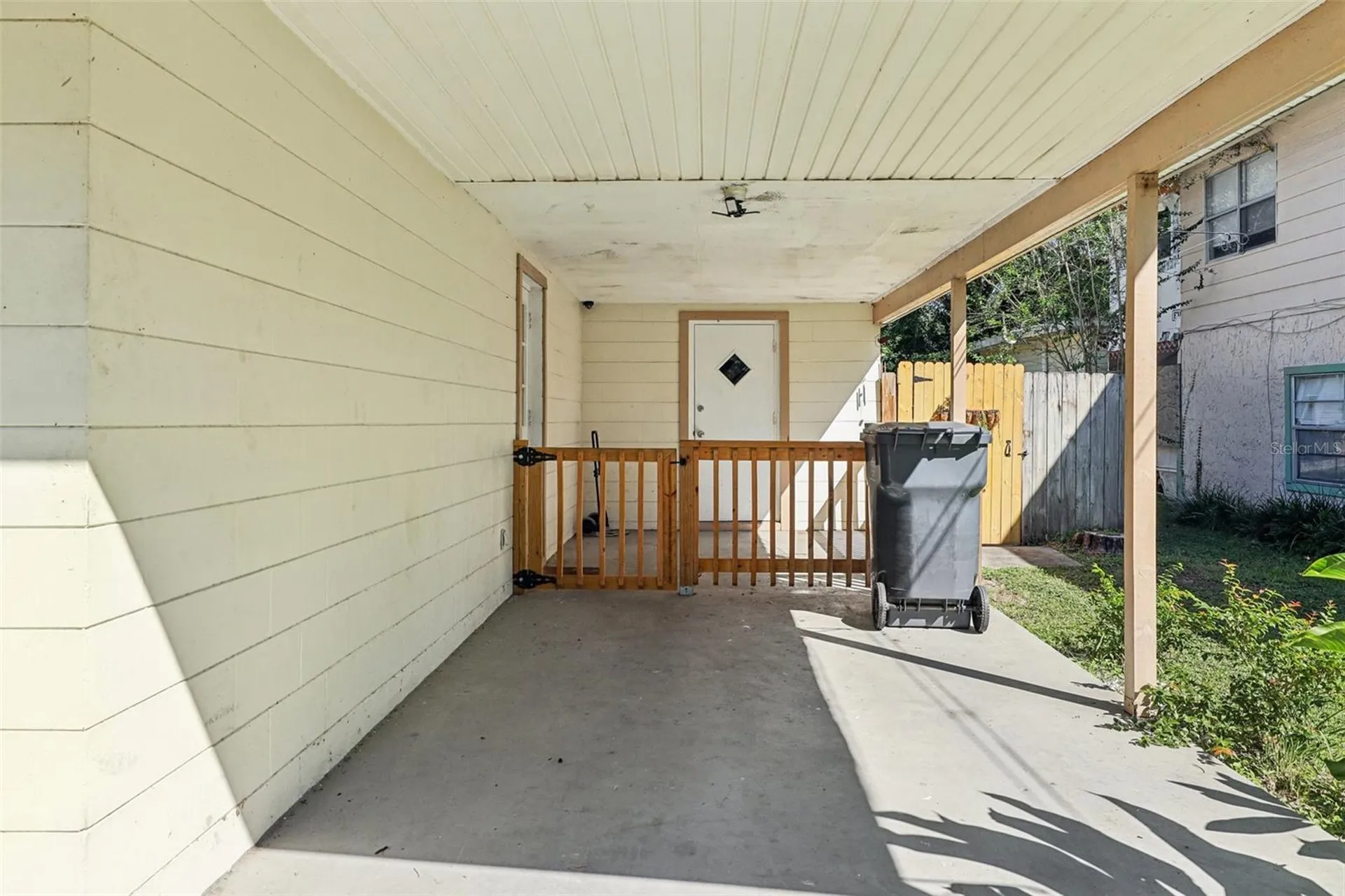 1013 Oakhill Street Seffner FL 33584