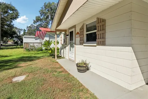 1013 Oakhill Street Seffner FL 33584