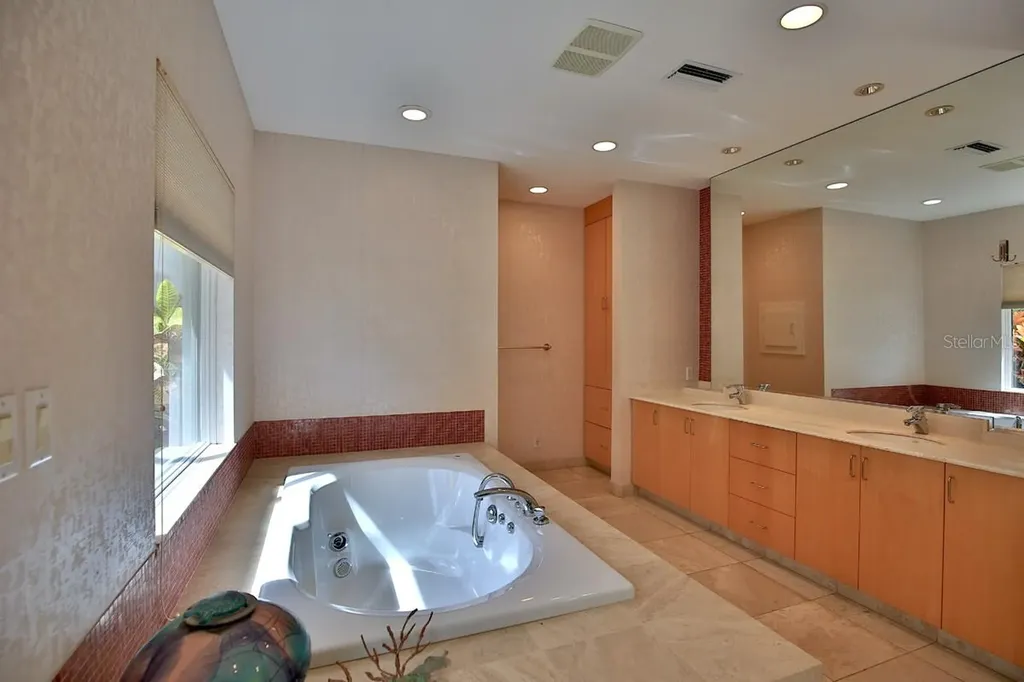 1212 SW 80th Street Ocala FL 34476