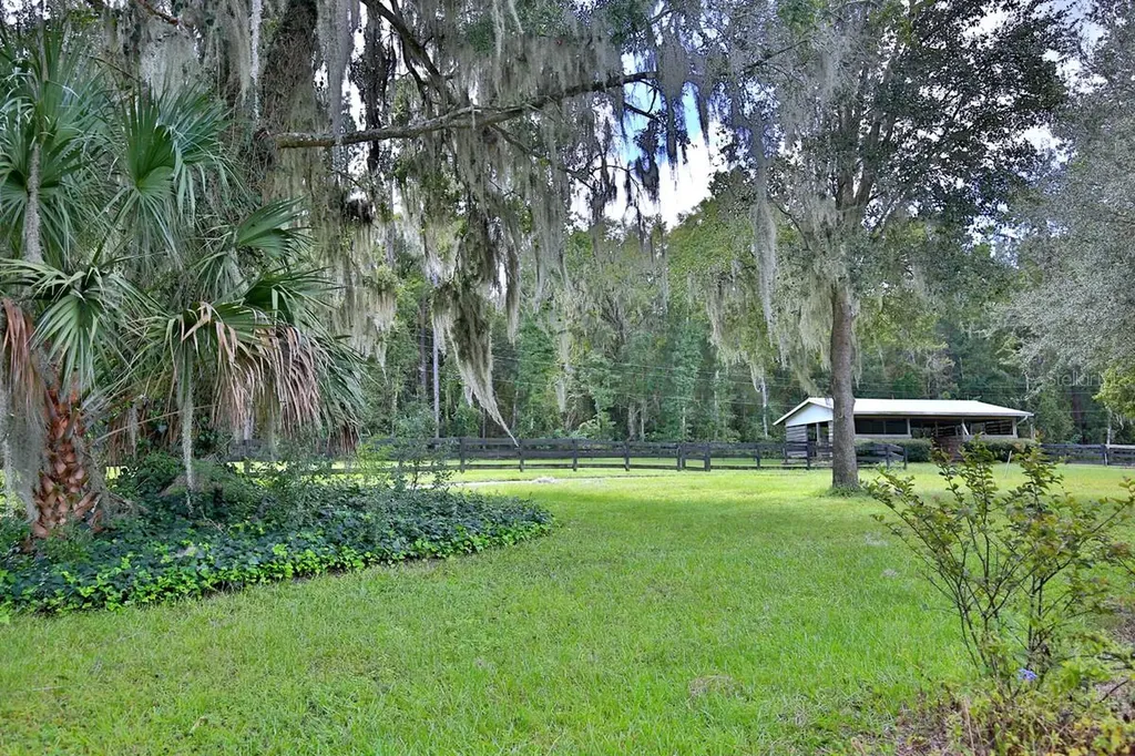 1212 SW 80th Street Ocala FL 34476