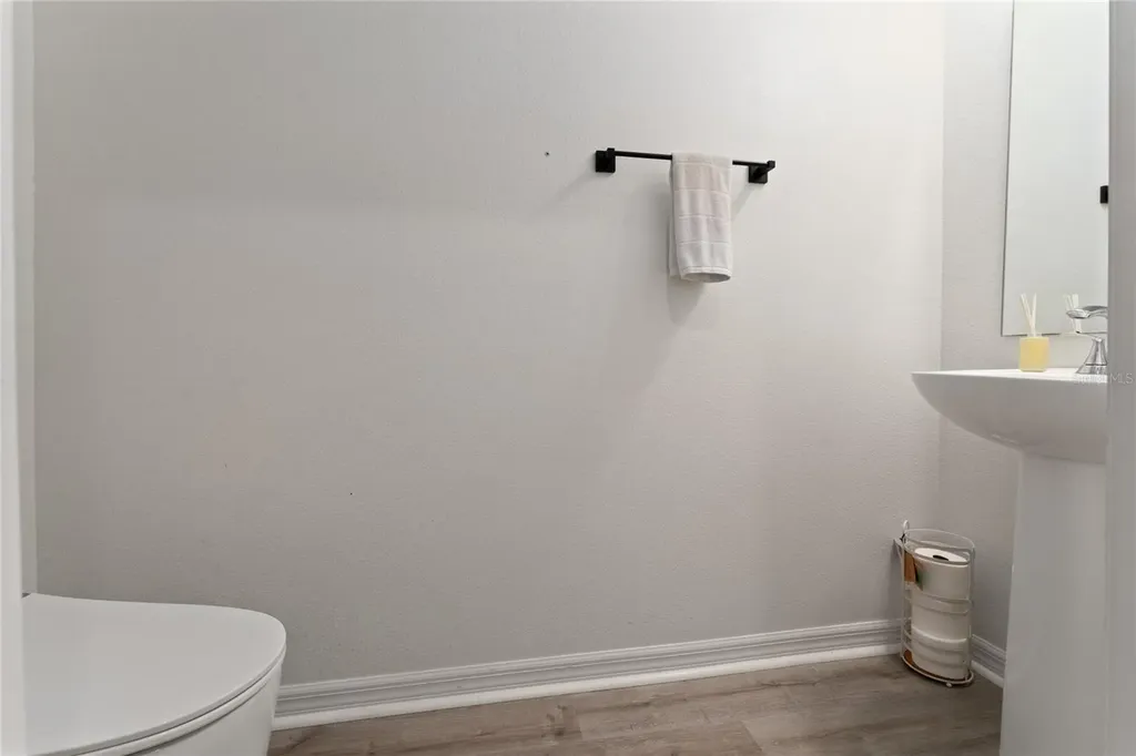 697 Stoney Pointe Circle Davenport FL 33896