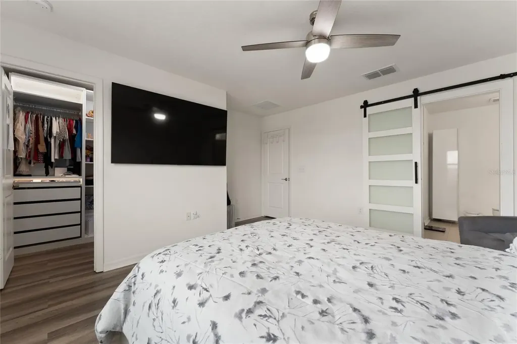 697 Stoney Pointe Circle Davenport FL 33896