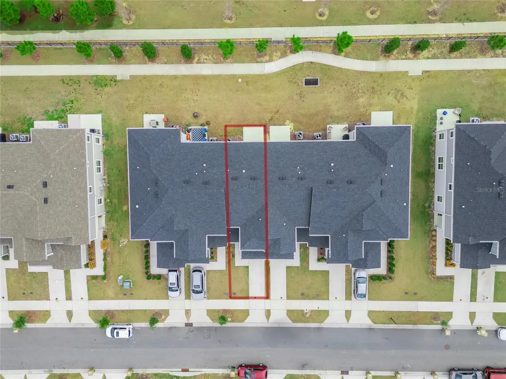 697 Stoney Pointe Circle Davenport FL 33896