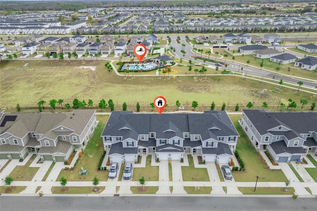 697 Stoney Pointe Circle Davenport FL 33896