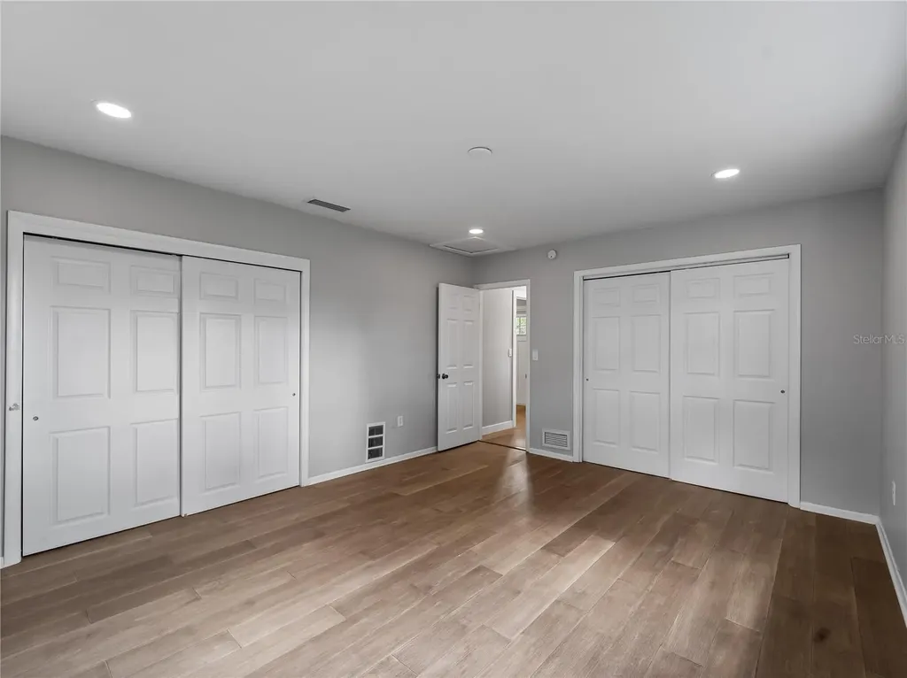 32 Bay Avenue Osprey FL 34229