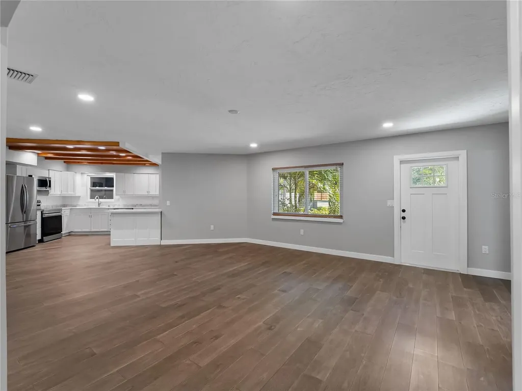 32 Bay Avenue Osprey FL 34229