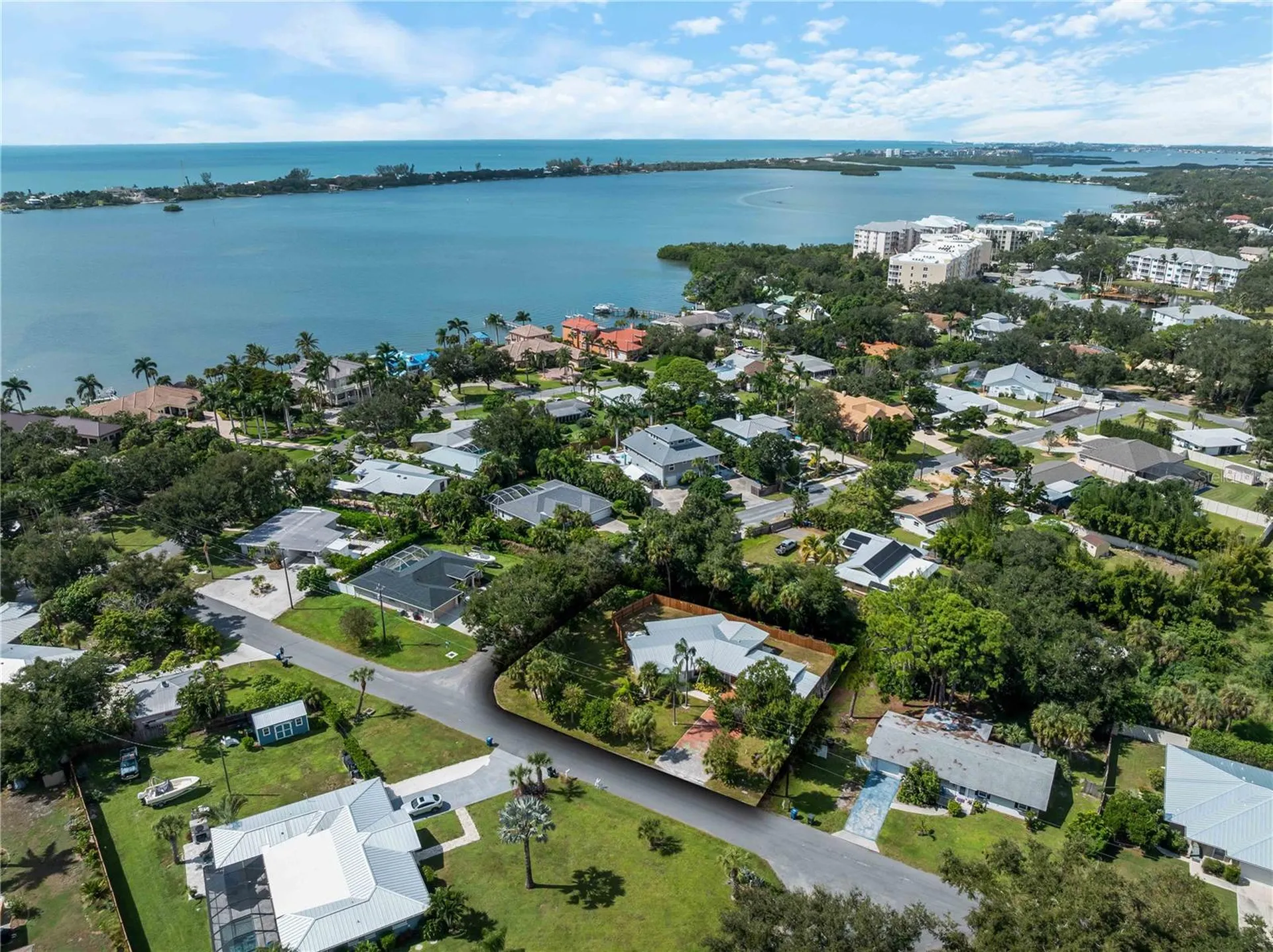 32 Bay Avenue Osprey FL 34229