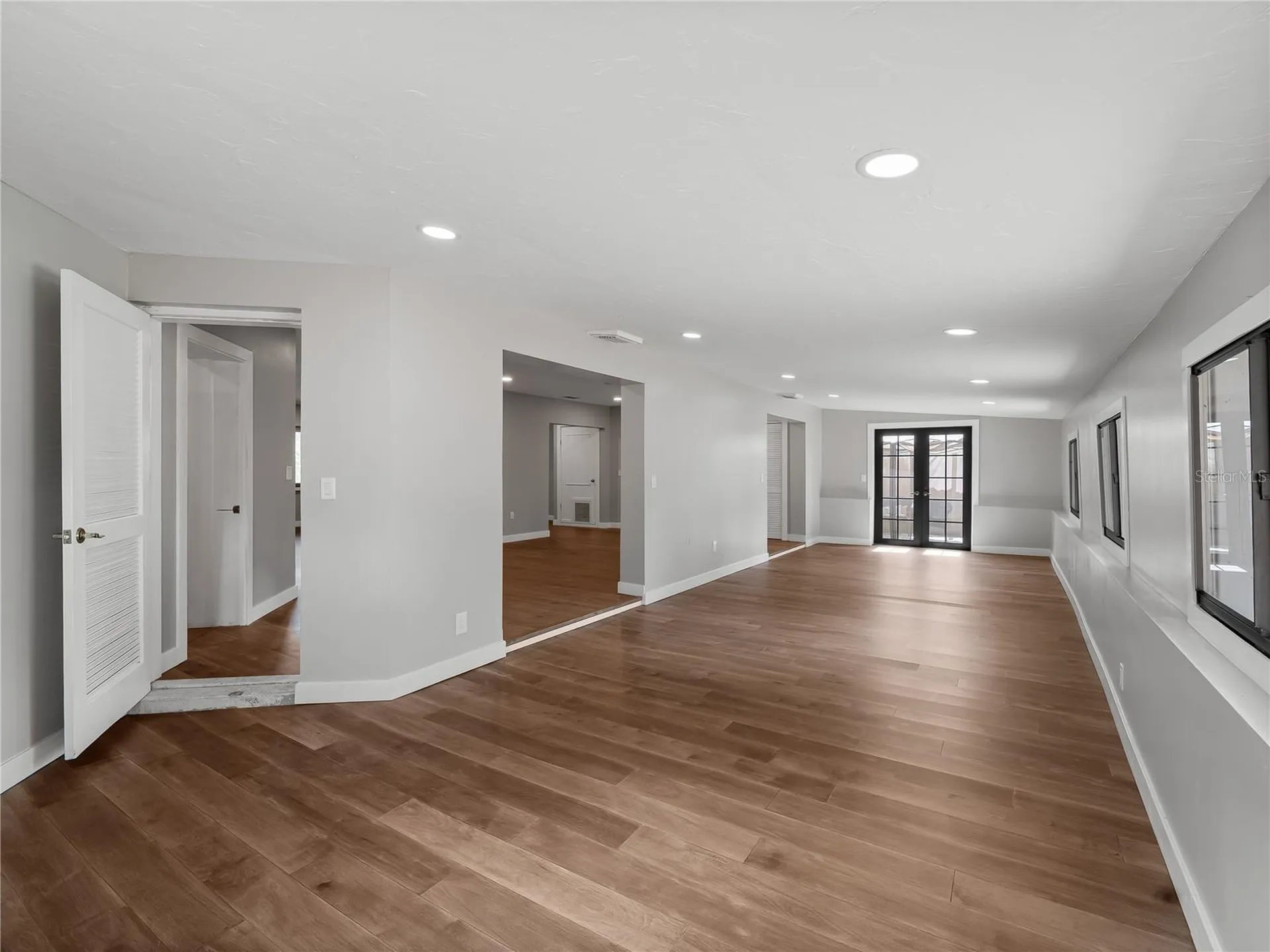 32 Bay Avenue Osprey FL 34229