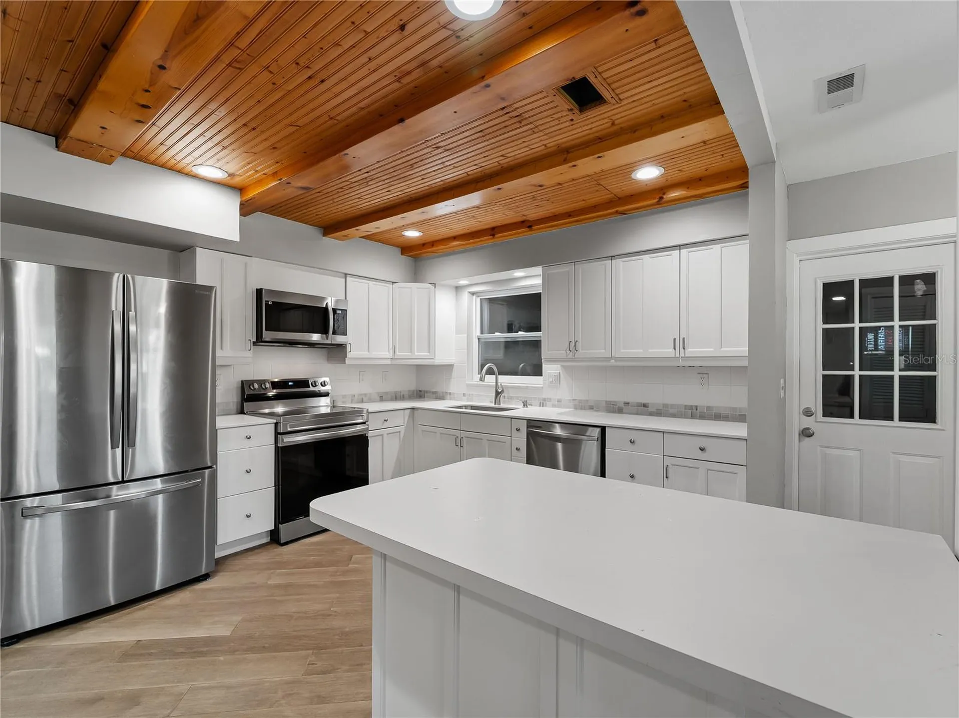 32 Bay Avenue Osprey FL 34229
