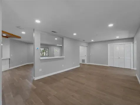 32 Bay Avenue Osprey FL 34229