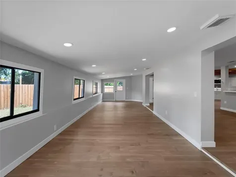 32 Bay Avenue Osprey FL 34229