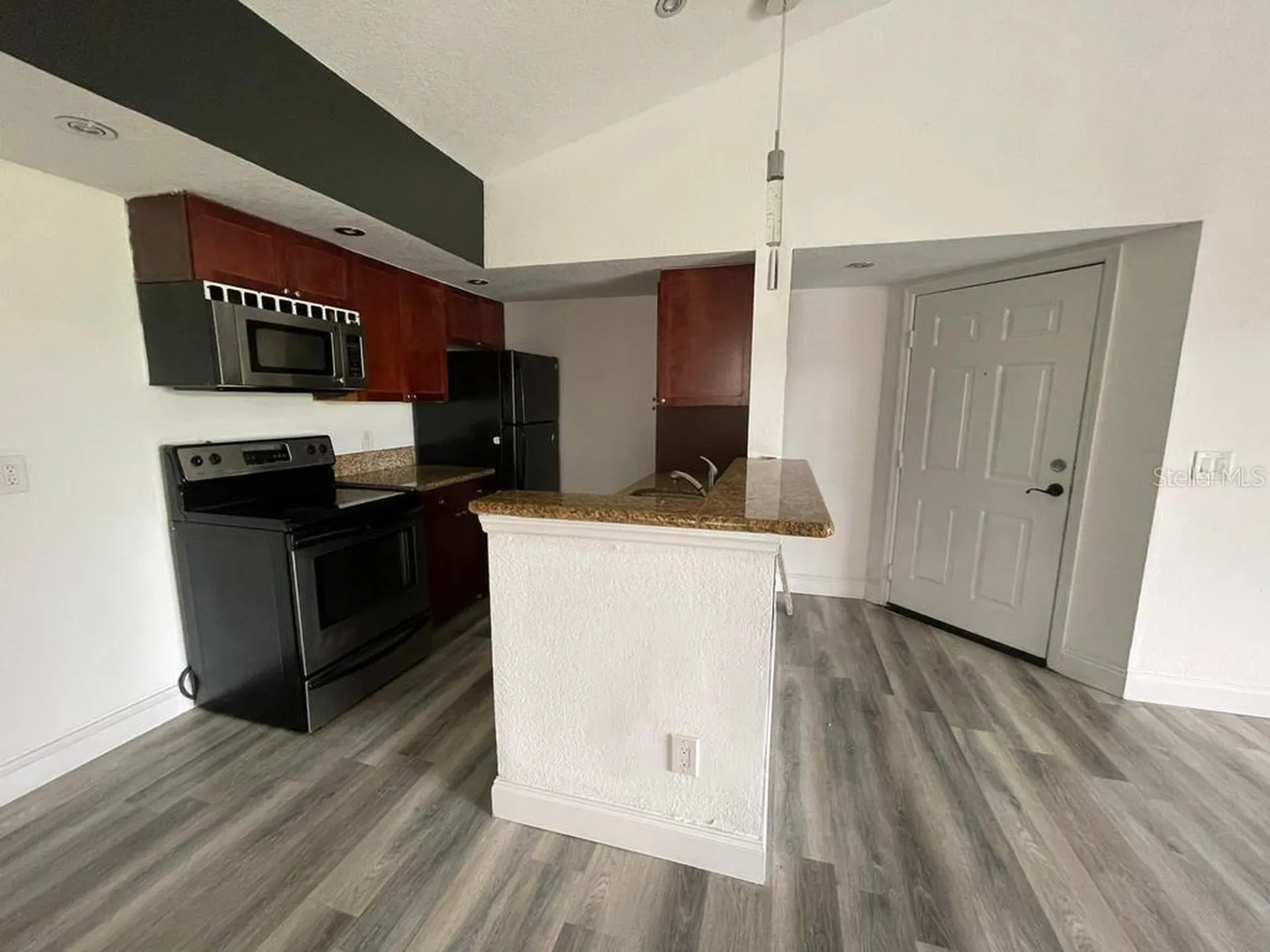 5140 Conroy Road Orlando FL 32811