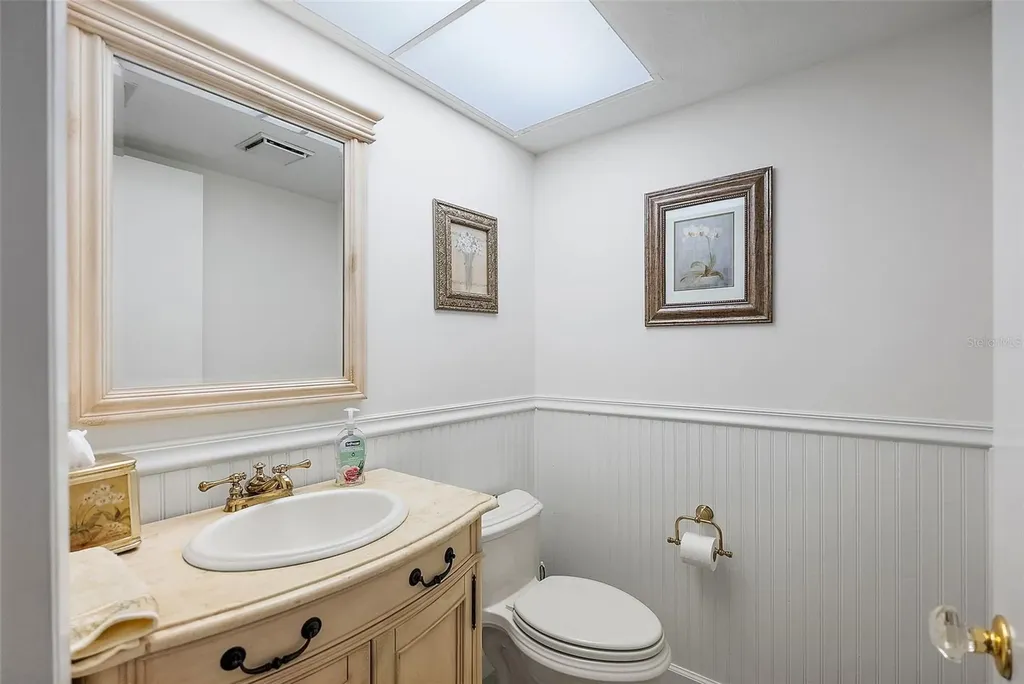 551 Sandy Hook Road Treasure Island FL 33706