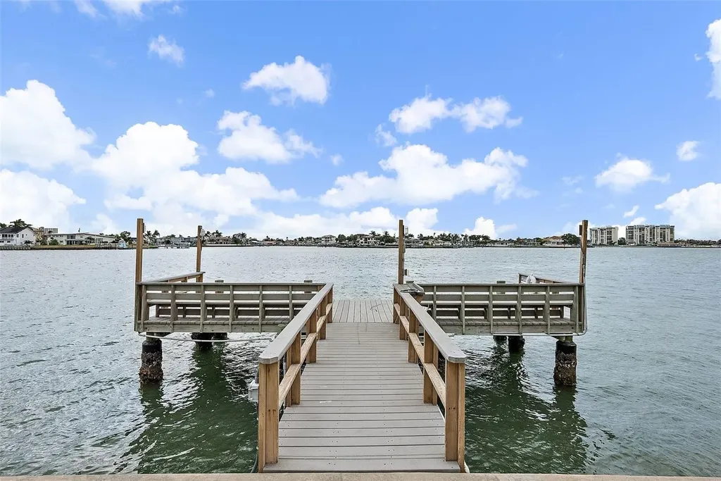 551 Sandy Hook Road Treasure Island FL 33706