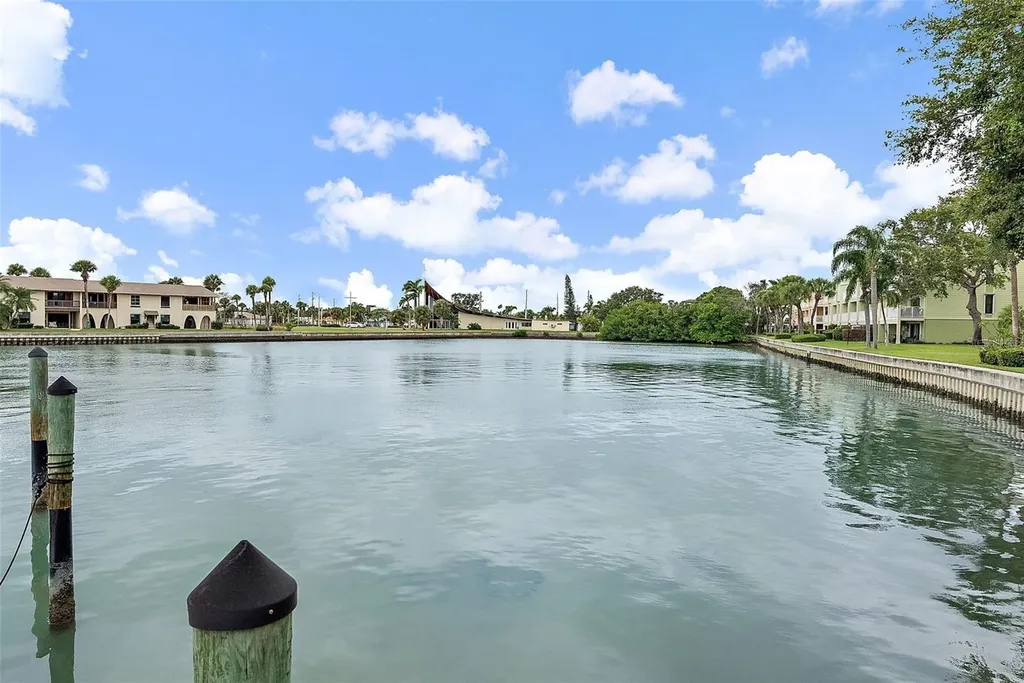 551 Sandy Hook Road Treasure Island FL 33706
