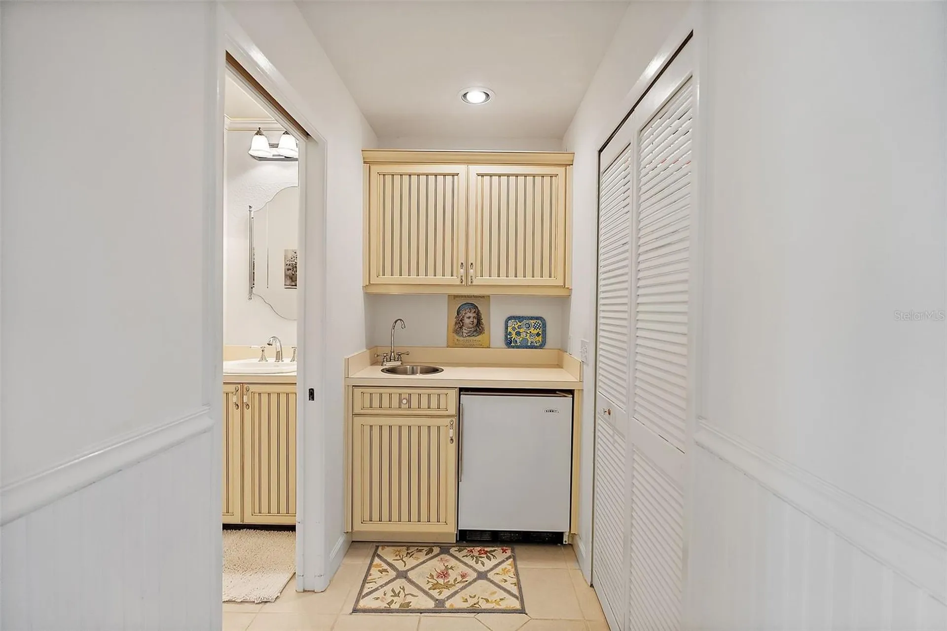 551 Sandy Hook Road Treasure Island FL 33706