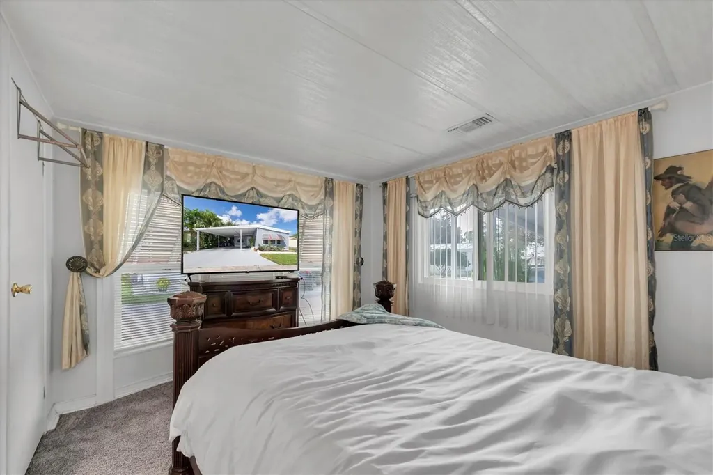 347 Canal Way Oldsmar FL 34677