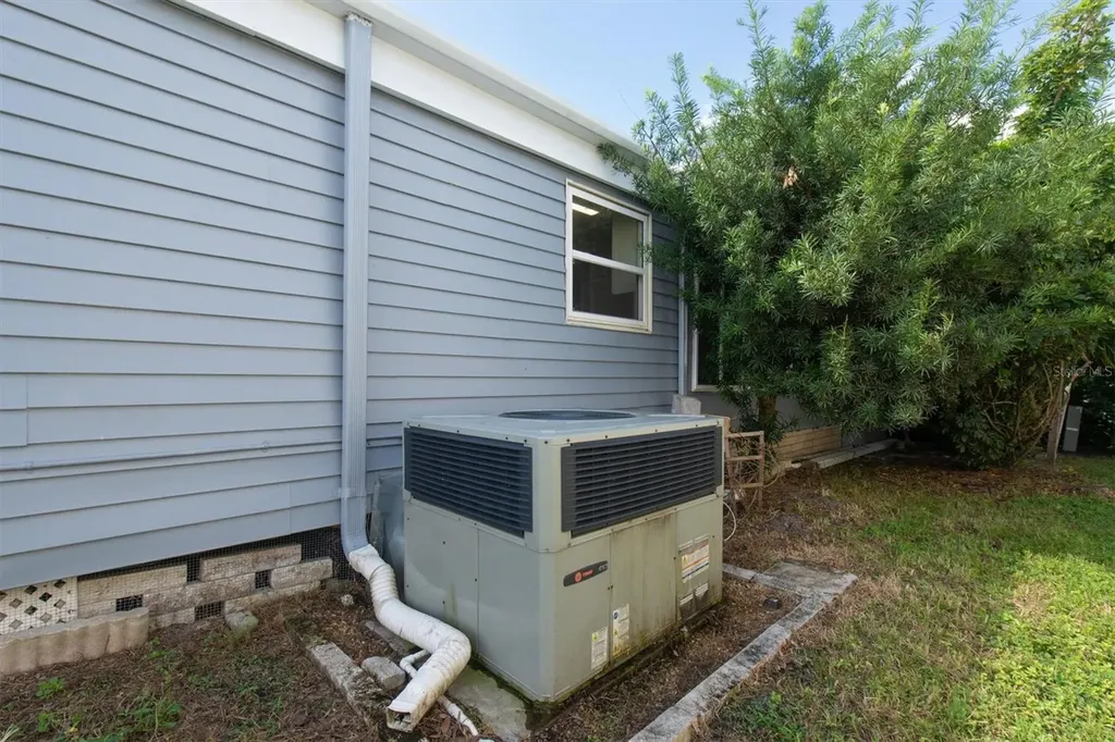 347 Canal Way Oldsmar FL 34677