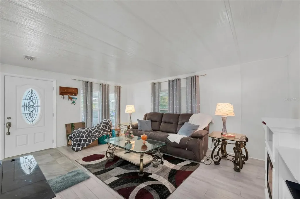 347 Canal Way Oldsmar FL 34677