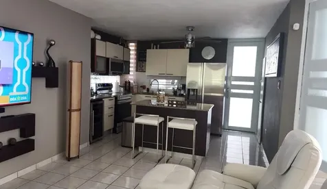 1260 Urb Plaza De La Fuente Toa Alta PR 00953