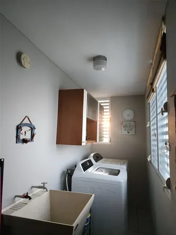 1260 Urb Plaza De La Fuente Toa Alta PR 00953