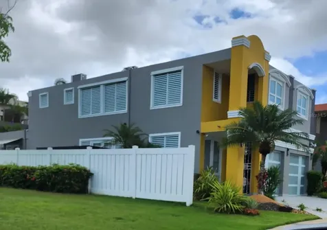1260 Urb Plaza De La Fuente Toa Alta PR 00953
