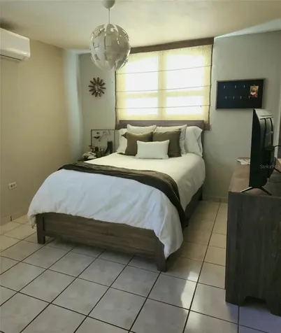 1260 Urb Plaza De La Fuente Toa Alta PR 00953