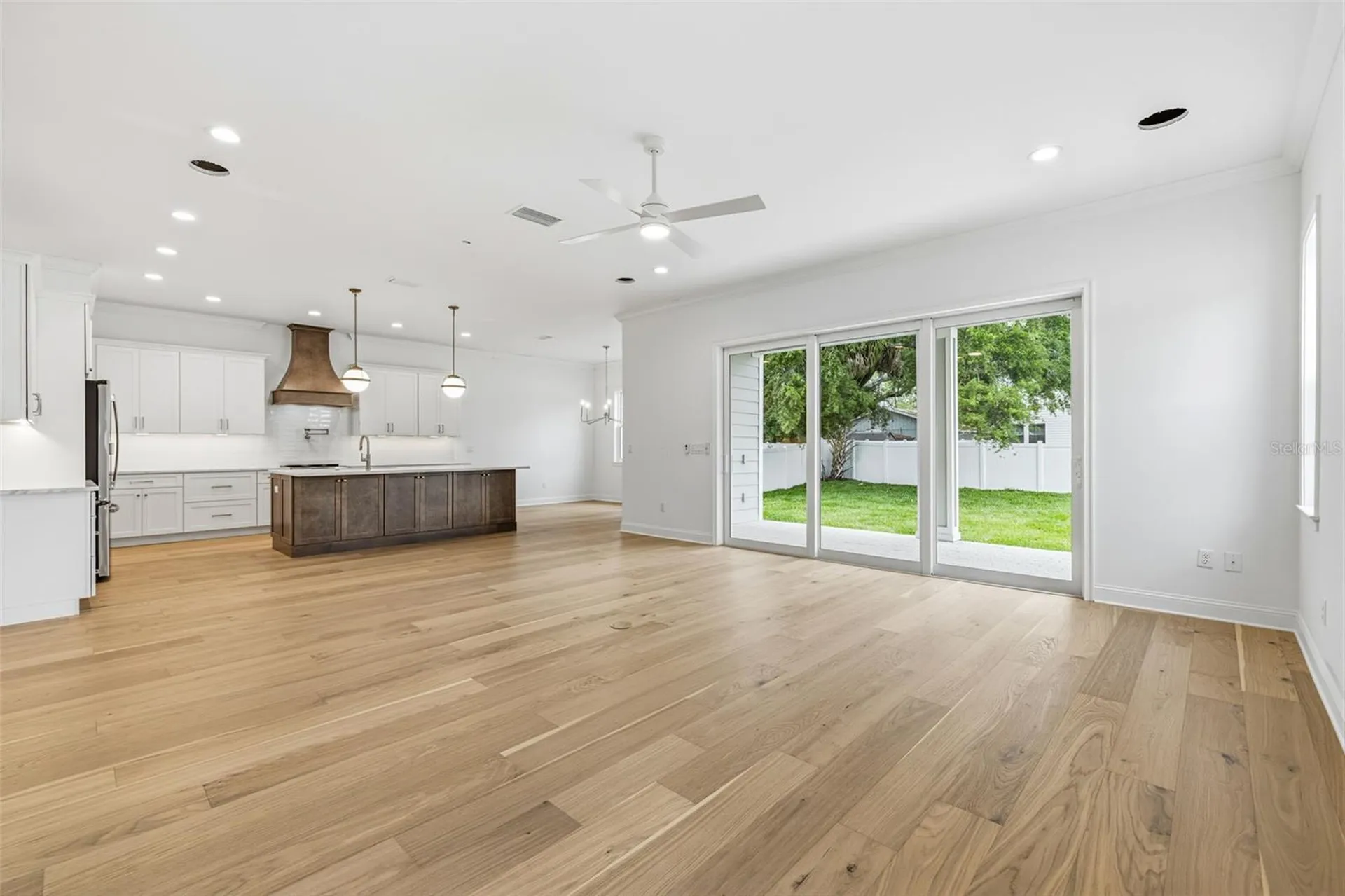 2815 W Leila Avenue Tampa FL 33611