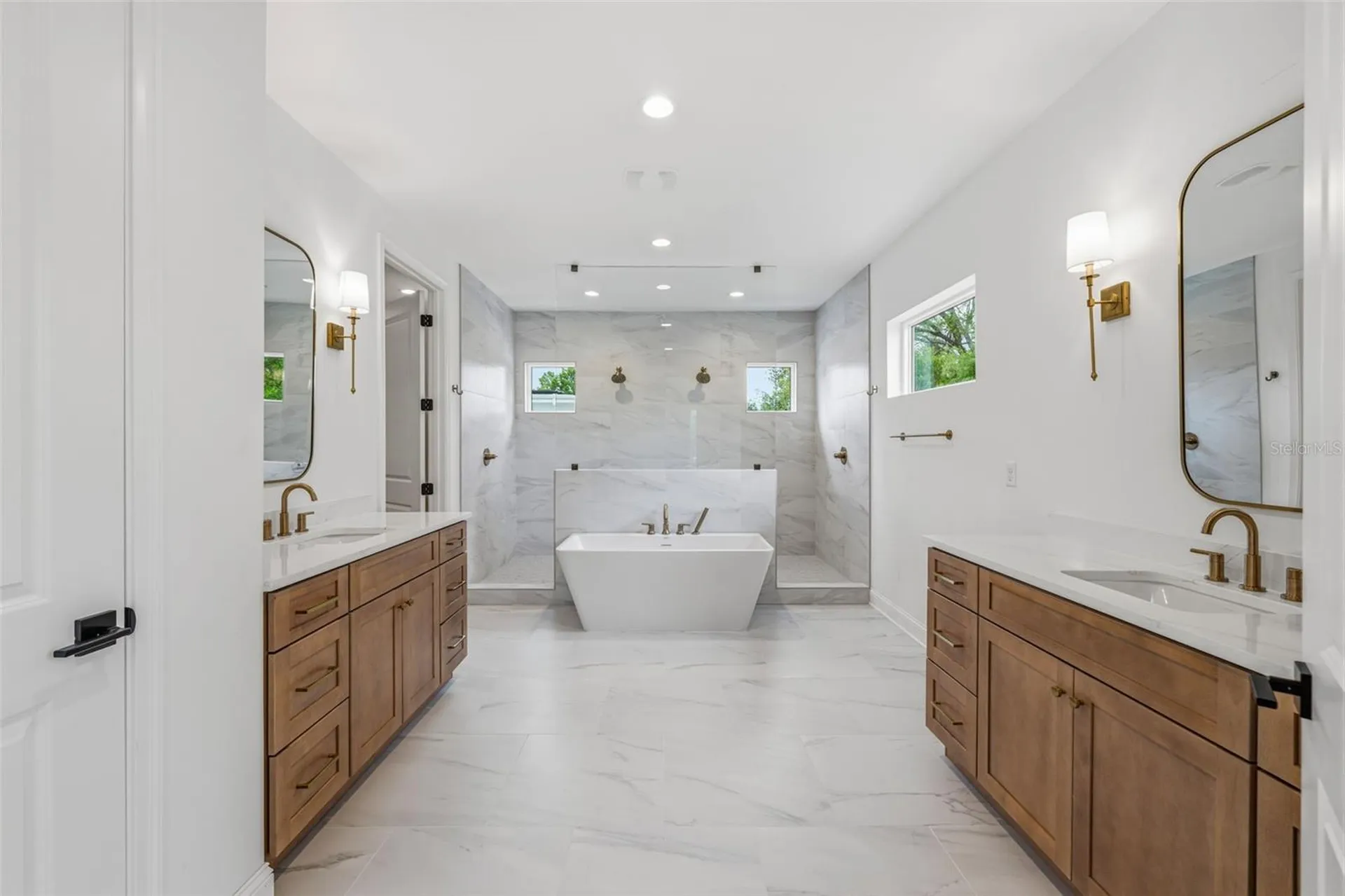 2815 W Leila Avenue Tampa FL 33611