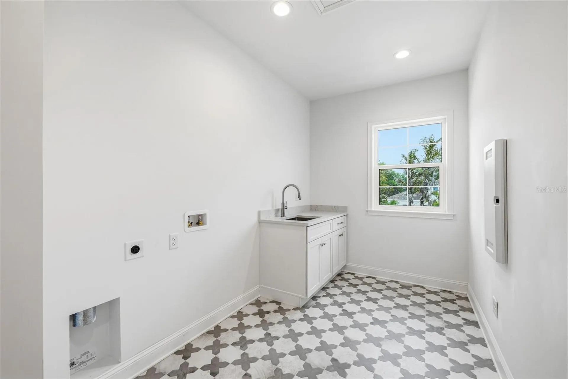 2815 W Leila Avenue Tampa FL 33611