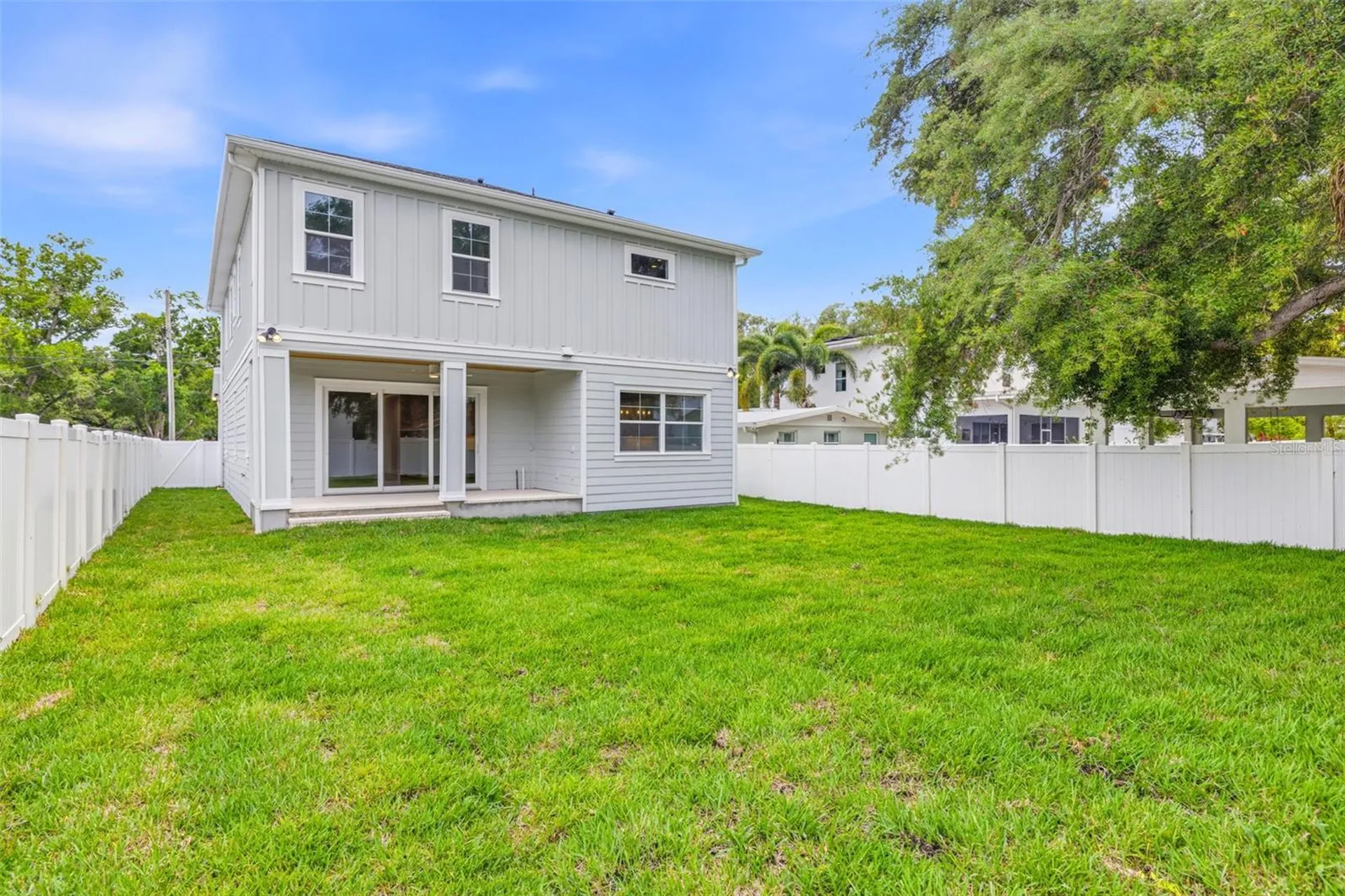 2815 W Leila Avenue Tampa FL 33611