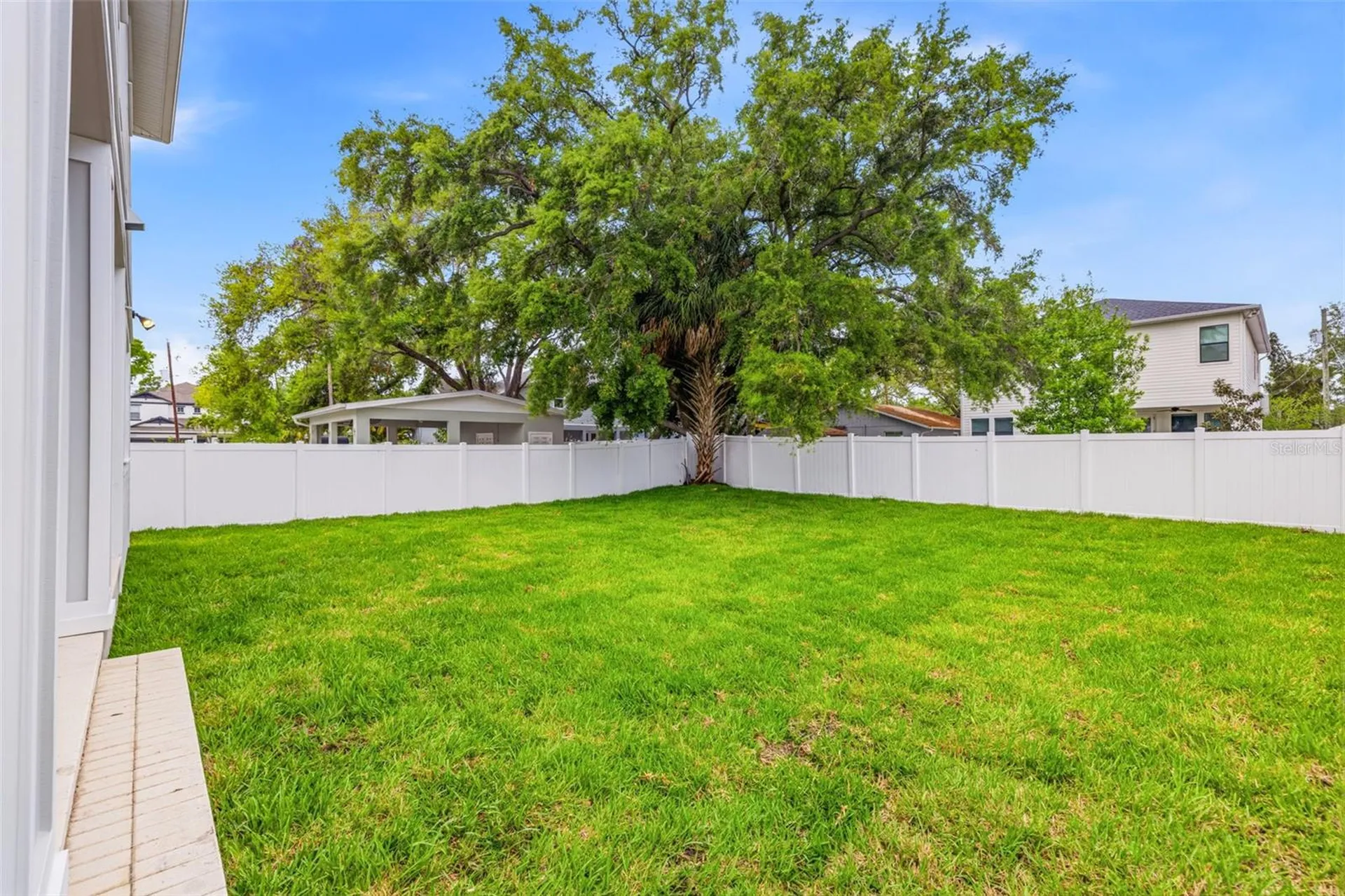 2815 W Leila Avenue Tampa FL 33611