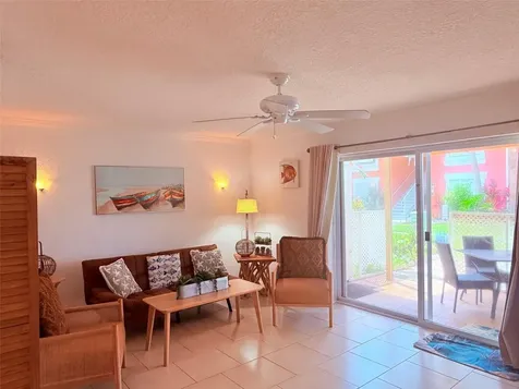 3735 42nd Way S St Petersburg FL 33711