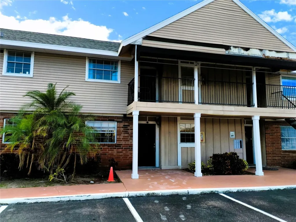 200 Country Club Drive Largo FL 33771